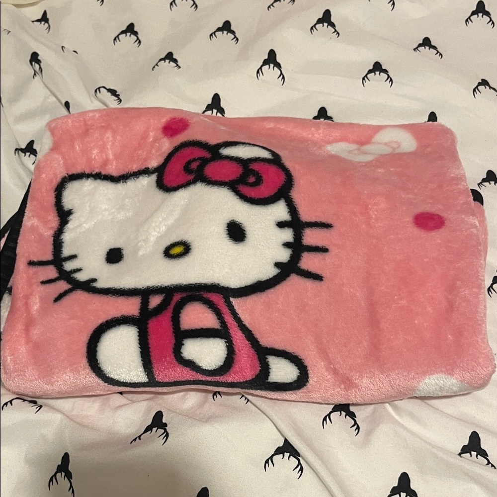 Hello Kitty Pink Fleece Blanket
